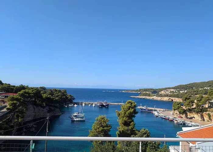 Iguana Votsi * Alónnisos